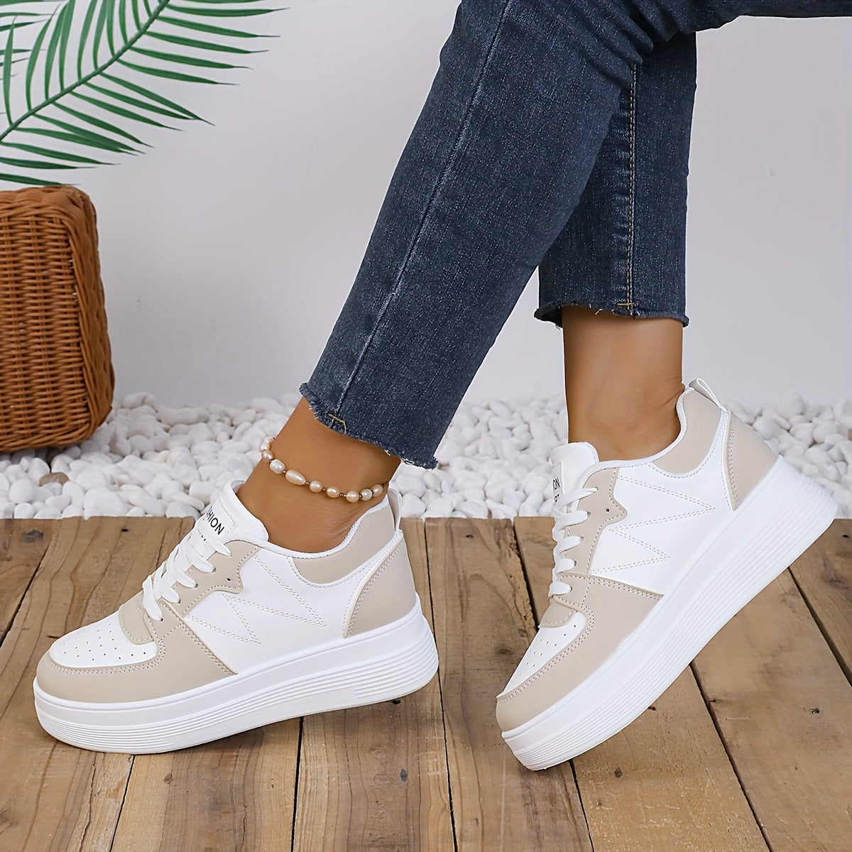Chloé | Elegante Plateau-Sneaker - Ansicht 3