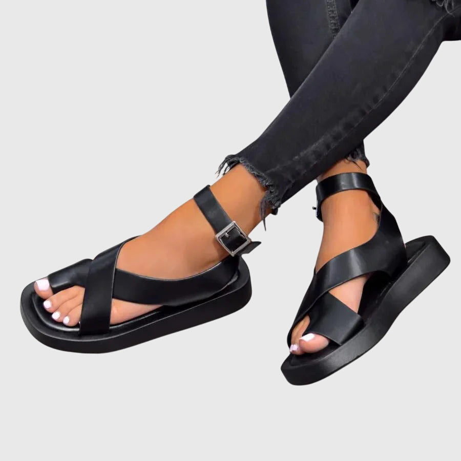 Britta - Dicke Plattformsandalen von Stefanie Berlin
