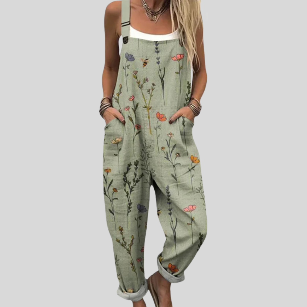 Salbeigrüne Latzhose mit Blumenmix von Stefanie Berlin