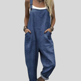 Latzhose Jeansblau mit Strukturtupfen von Stefanie Berlin