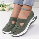 Bequeme Slip-On-Sneaker mit stabiler Passform - Ansicht 9