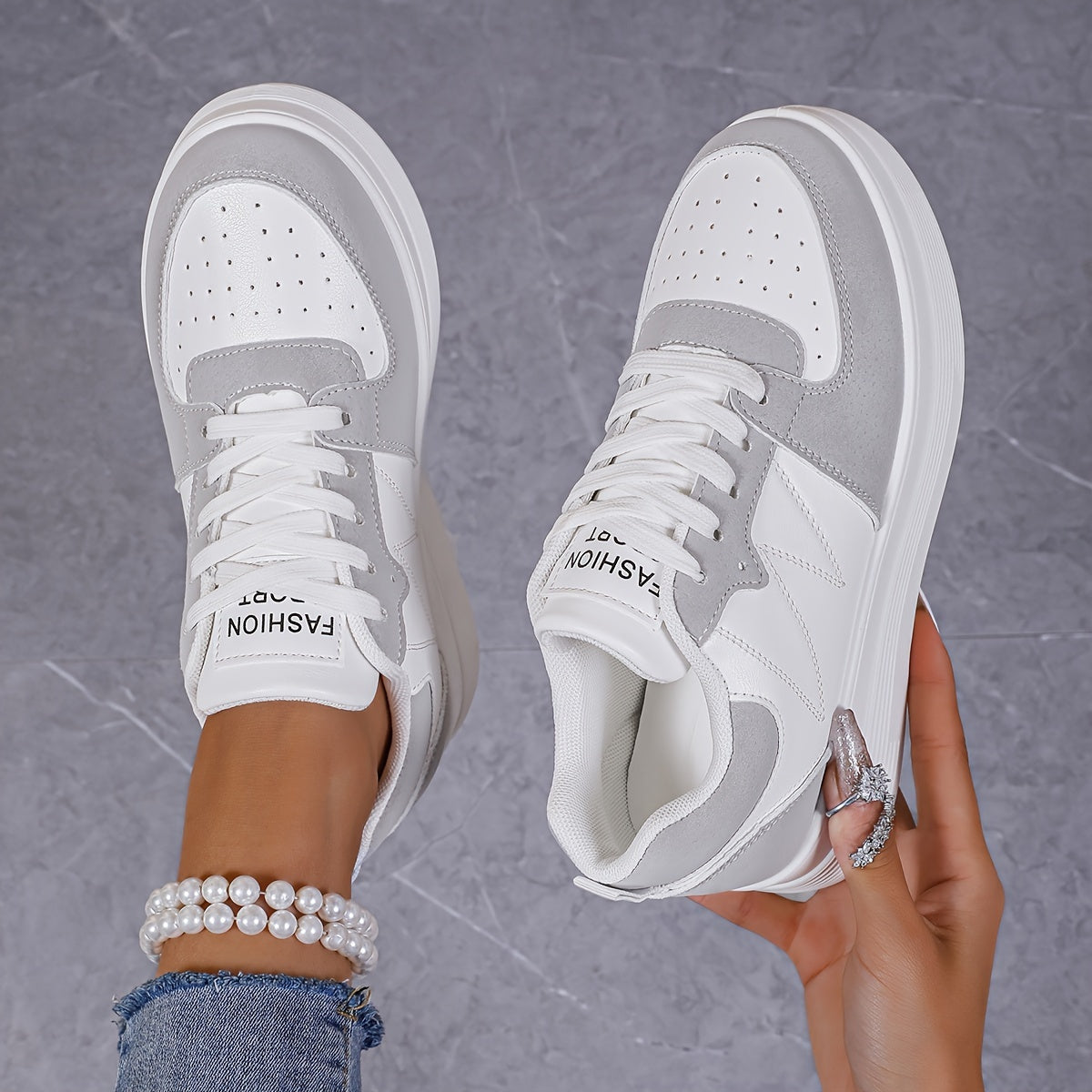 Chloé | Elegante Plateau-Sneaker - Ansicht 5