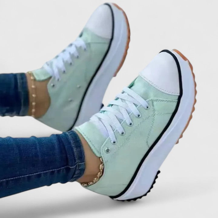Kelly | Bequeme Sneakers von Stefanie Berlin